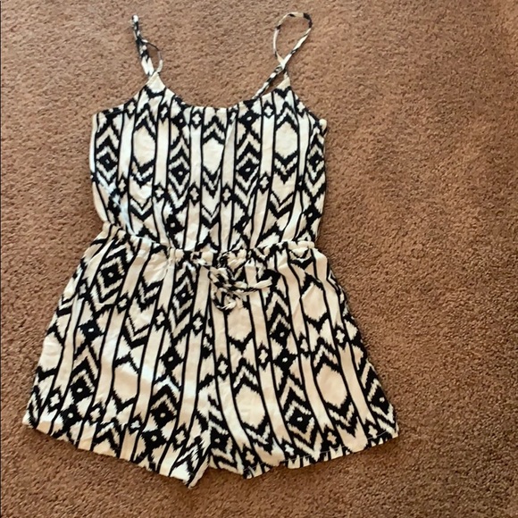 Forever 21 Dresses & Skirts - Forever 21 Romper
